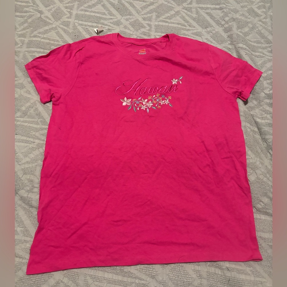 Hawaii Women’s Medium Pink Short Sleeve Shirt New